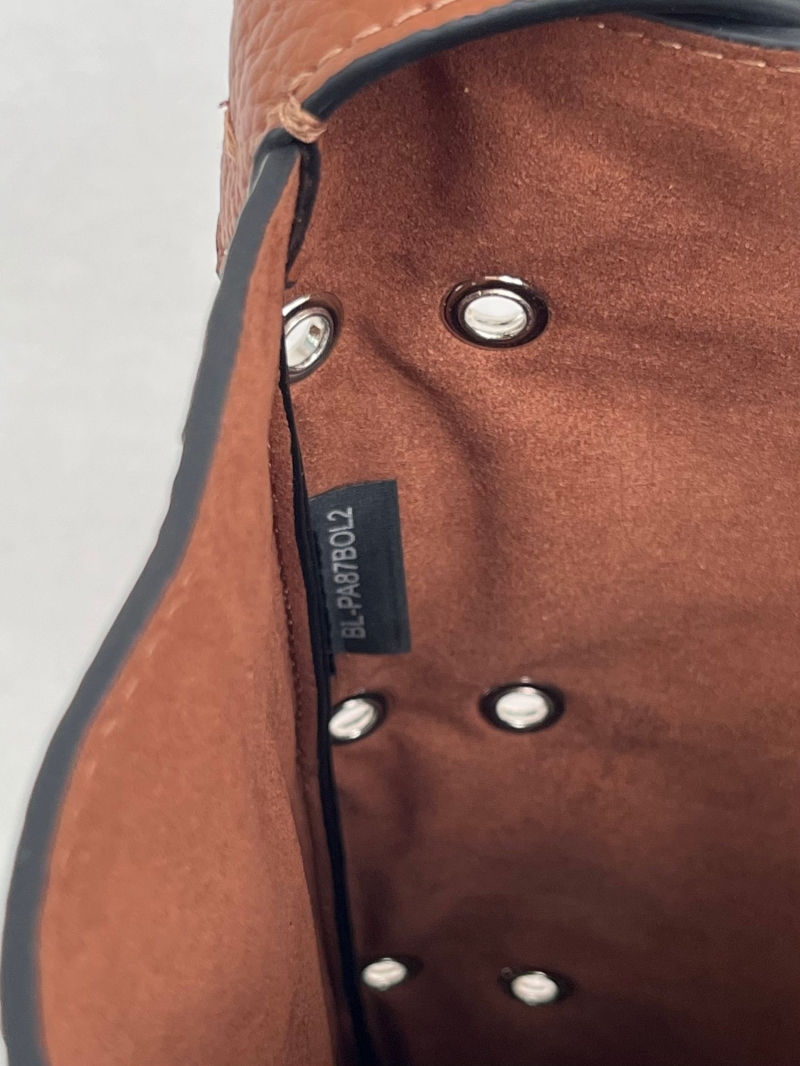 Va1e*ntin0 satchel bag